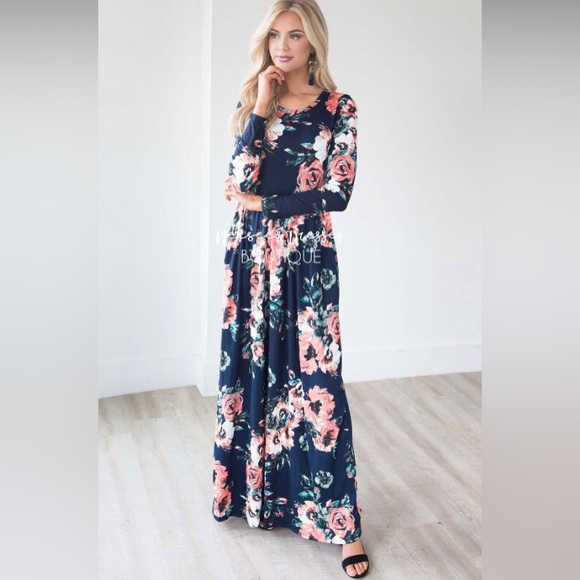 Source Unknown Dresses & Skirts - Floral Maxi Dress Women's Size Medium Navy & Pink Long Sleeve With Pockets